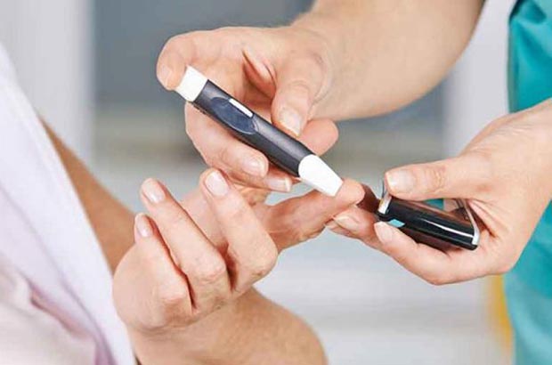 ارائه خدمات رایگان غربالگری دیابت و فشار خون در کیش
